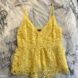 Abercrombie women’s yellow knit tank top